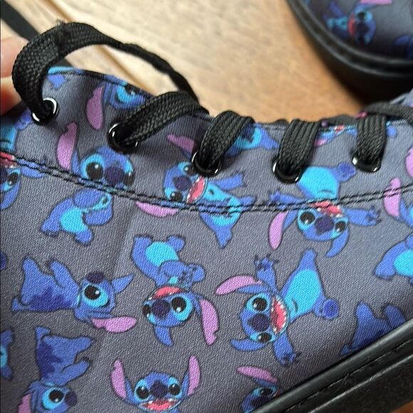 Lilo Blue Patterned High-Top Shoes - Picture 6 of 14